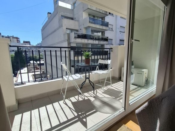 Peña  al 2500