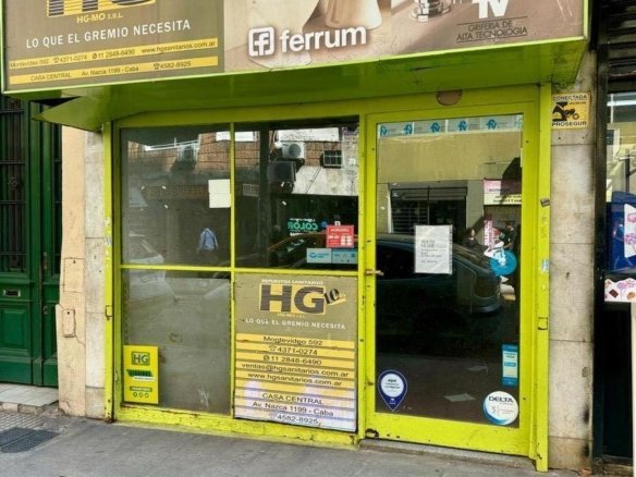 Venta local Montevideo al 500 Tribunales