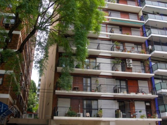 Luis Maria Campos al 1100